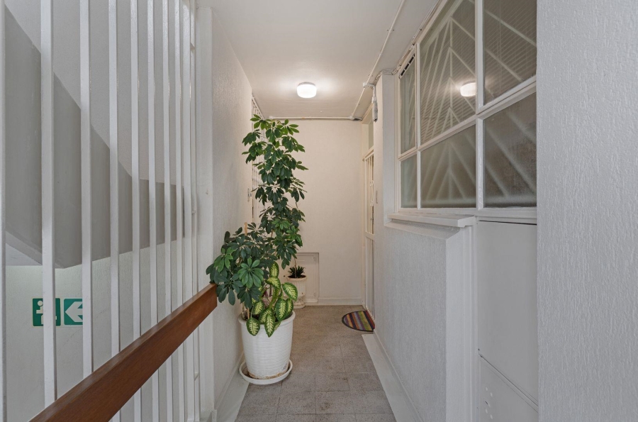 1 Bedroom Property for Sale in Milnerton Western Cape